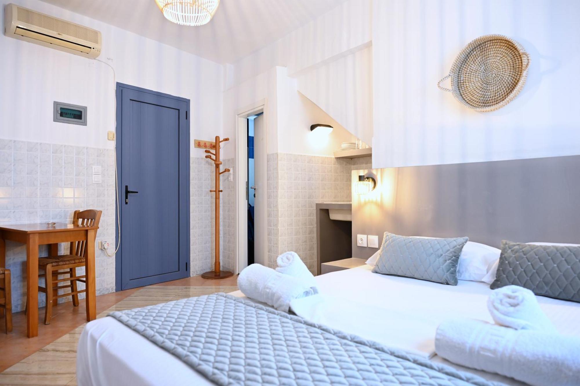 Oneiro Rooms Kythnos Kanala Exterior foto