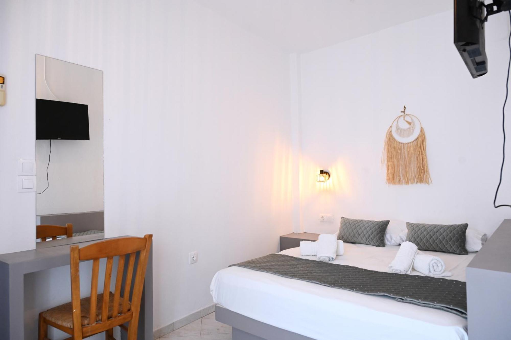 Oneiro Rooms Kythnos Kanala Exterior foto